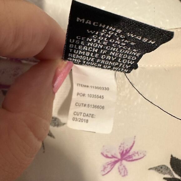 Torrid Size 2X White Emma Babydoll Top Tunic Purple Floral Semi Sheer Fairy - Picture 9 of 9